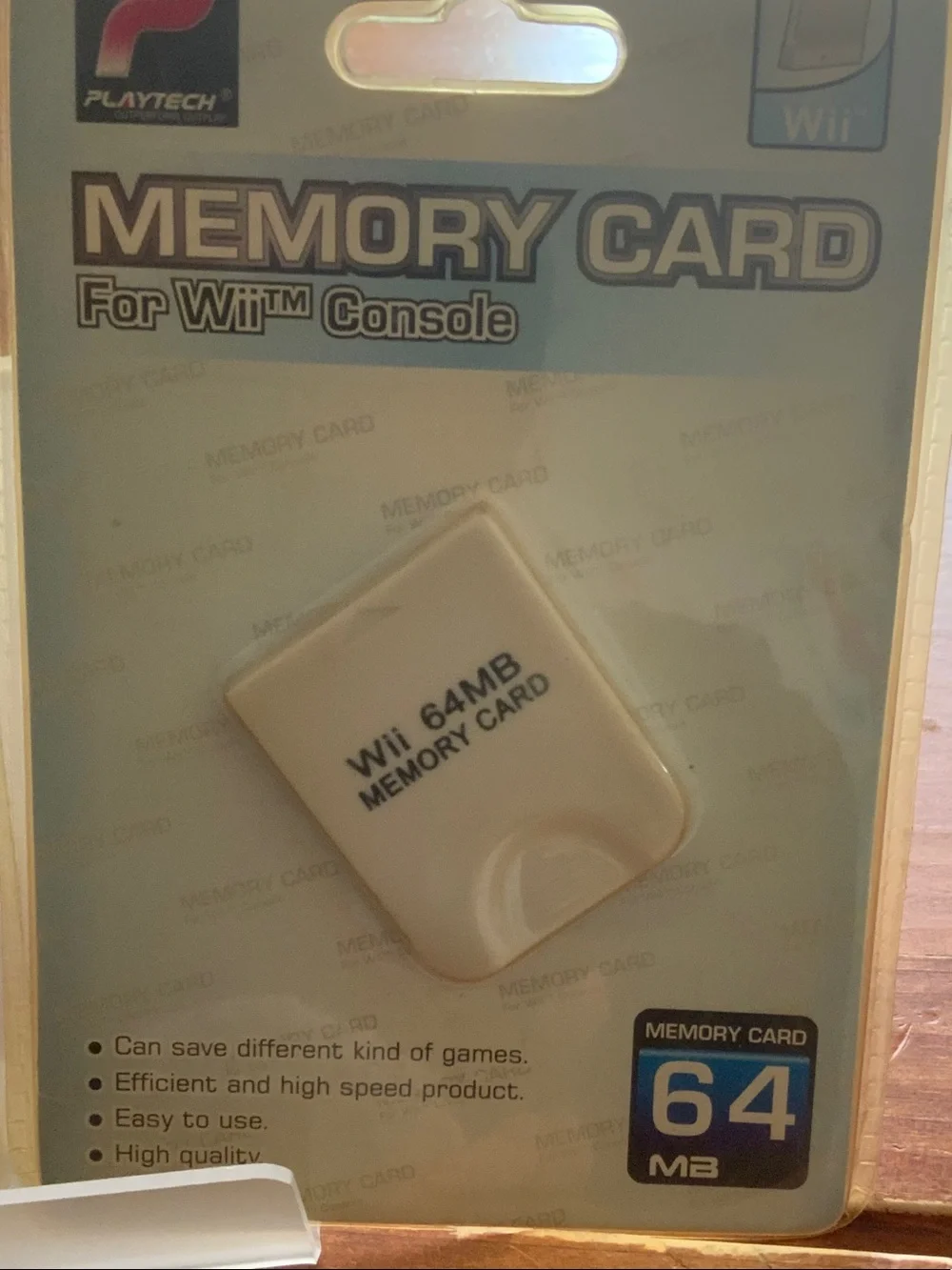 White Wii Memory Cards - 32MB & 64MB Pack